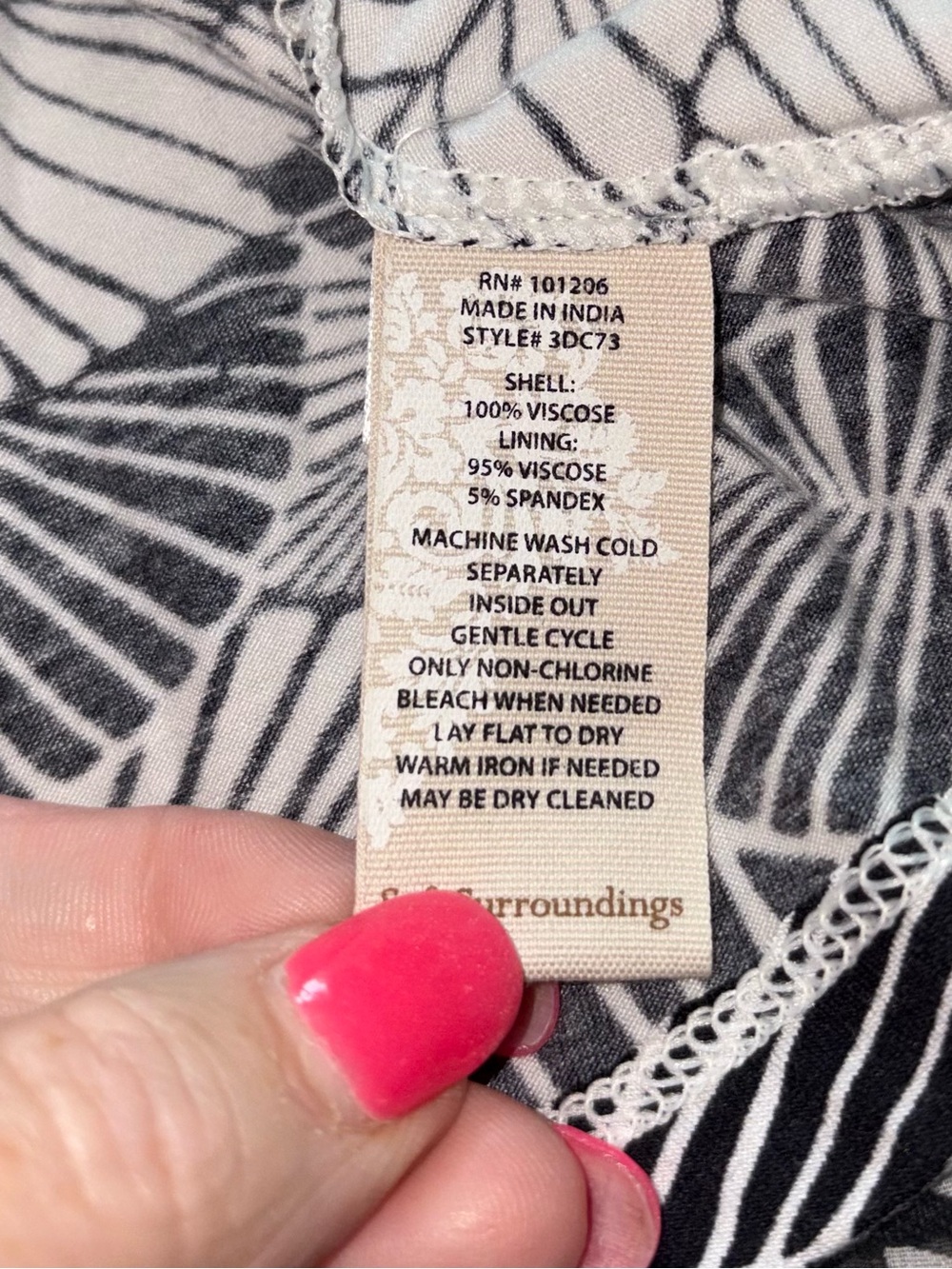 NWT Soft Surroundings Miami Beach Maxi Dress Black White Tropical PM - Picture 6 of 6